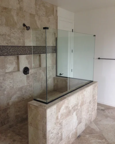Splash-Panel-Channel-white-tile-matte-black-clear3